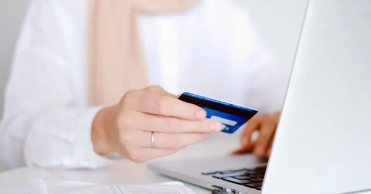 Cómo Ahorrar en Compras Online con Descuentos Imprescindibles